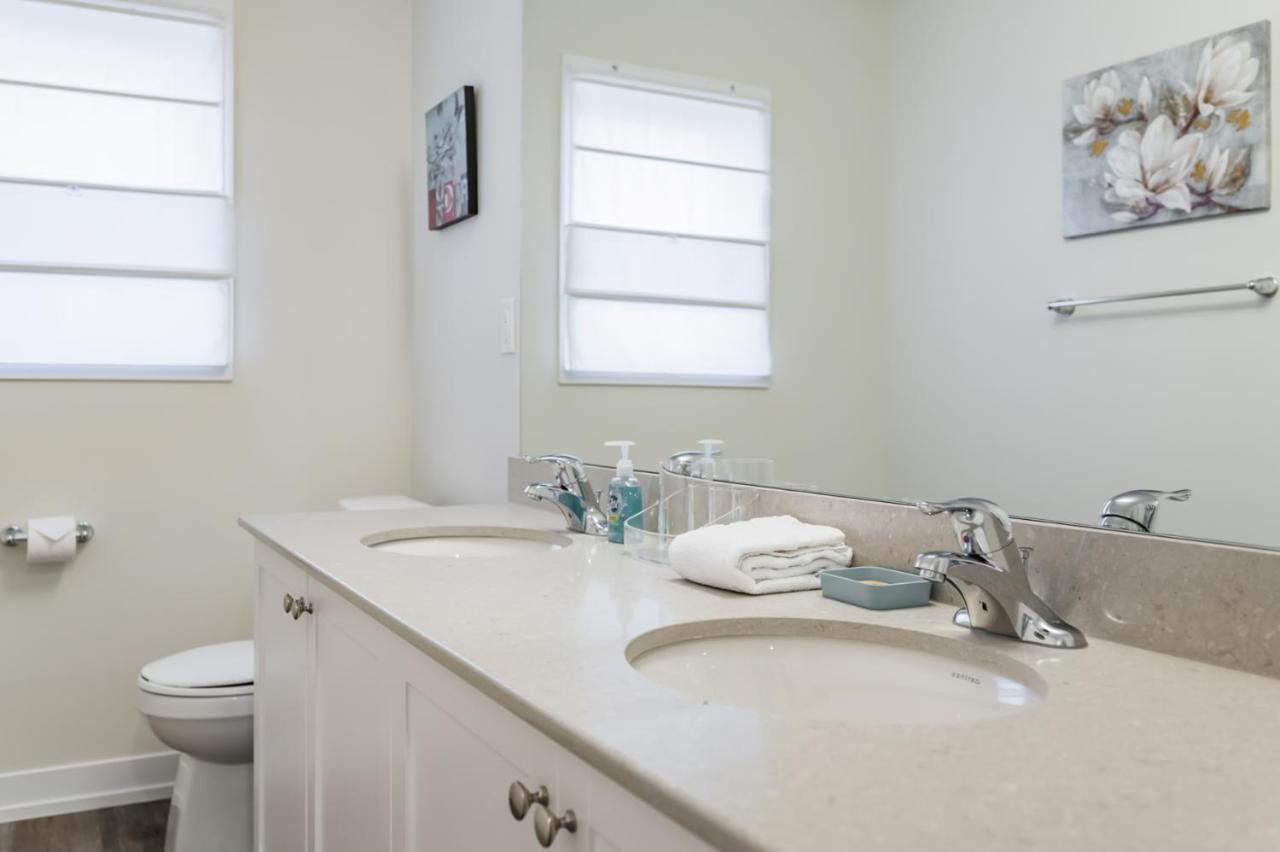 Villa Luxury Townhouse Close To Fairview Casino In Niagara Falls Extérieur photo