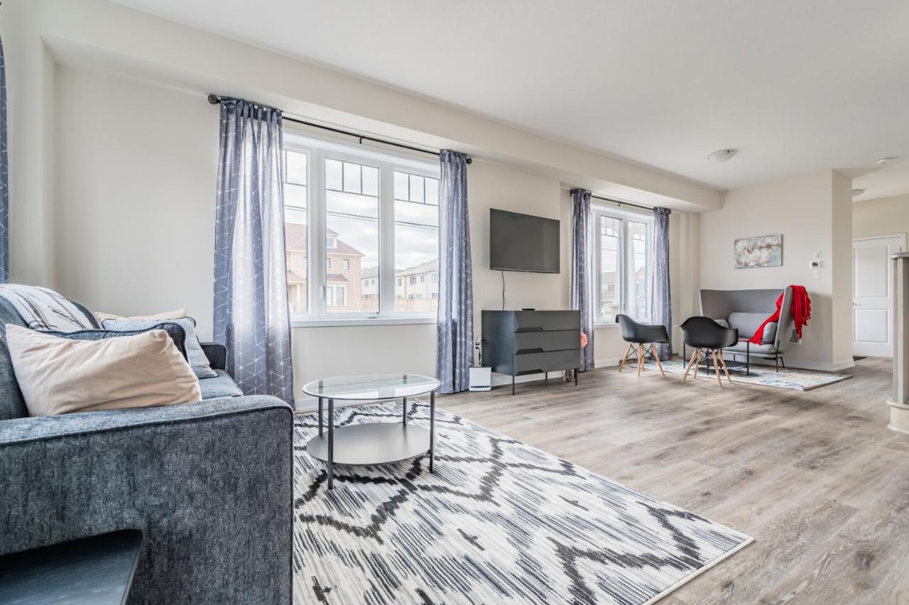 Villa Luxury Townhouse Close To Fairview Casino In Niagara Falls Extérieur photo